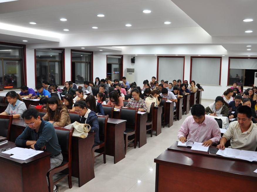 二三線城市教師培訓(xùn)難，互聯(lián)網(wǎng)能破解嗎？