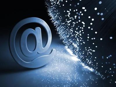 校訊通被“清洗”，是哪些在線產品的機會？