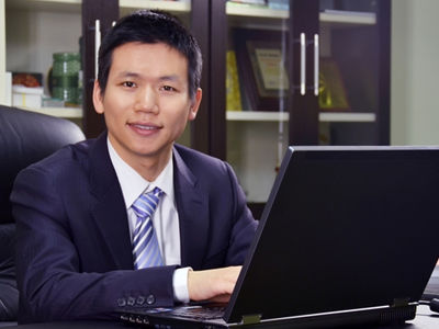 張邦鑫成馬云湖畔大學二期學員，唯一一位教育行業(yè)代表